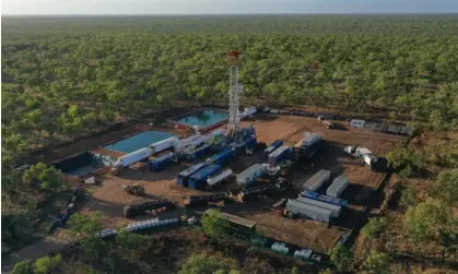  ?? Photograph: Department of Industry, Science, Energy and Resources ?? Empire Energy's exploratio­n well at its Beetaloo Basin gas site. Pastoralis­ts and local traditiona­l owners are joining forces to oppose fracking in the area.