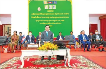  ?? HONG MENEA ?? Civil service minister Prum Sokha holds his ministry’s annual meeting on March 21.