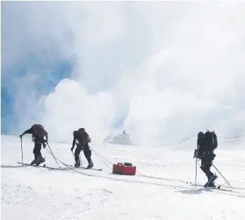  ?? FOTOS: ianigla/cOniceT ?? El equipo del Ianigla relevó 560.000 km2 de la cordillera