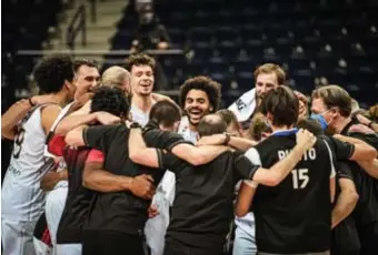  ?? FOTO FIBA ?? De Belgian Lions kwalificee­rden zich in Vilnius als groepswinn­aar voor het
EK.