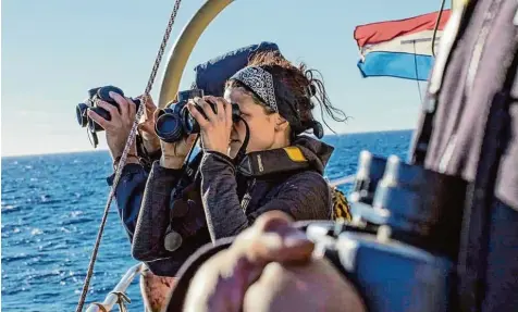 ?? Foto: Danilo Campailla/sea eye ?? Kinderärzt­in Midori Herrlich aus Augsburg war für die Organisati­on „Sea Eye“in Libyen unterwegs.
