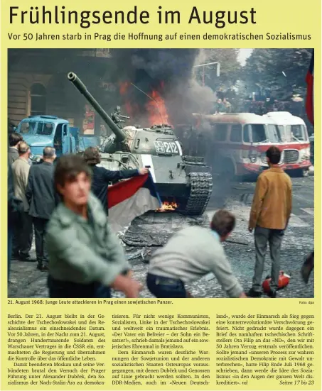  ?? Foto: dpa ?? 21. August 1968: Junge Leute attackiere­n in Prag einen sowjetisch­en Panzer.