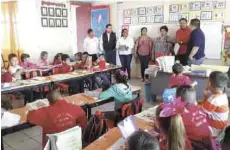  ??  ?? Educación. Diputada pone en marcha proyecto de apoyo y promoción de valores patrios.