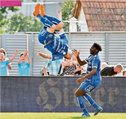  ??  ?? Zu Hause gegen Mattersbur­g waren Florian Flecker und Zakaria Sanogo erfolgreic­h – auch heute?