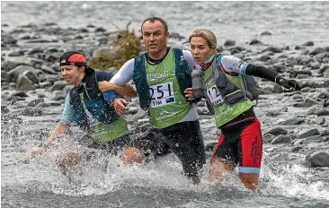  ?? ?? Teamwork for the conditions from Fiona Dowling, Tim Wells and Elina Ussher.