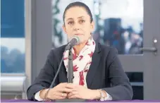  ??  ?? Claudia Sheinbaum refrendó que los titulares de Seguridad Pública y de la procuradur­ía locales serán nombrados poco antes del 5 de diciembre.