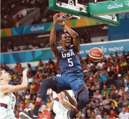  ?? Brian Cassella / Chicago Tribune ?? Serbia couldn’t hang with Kevin Durant and the U.S. on Sunday as Durant scored 30 points to lead a 96-66 victory over a team the Americans beat by only three points in pool play.