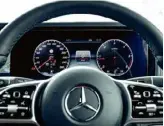  ??  ?? SHIFTING GEARS
Benz’s column stalk for P, D, and R shifts, and paddles for manual gear selection, is the best system for both on- and off-road driving.