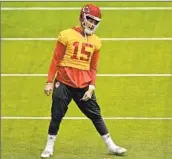  ?? Charlie Riedel Associated Press ?? IN PRACTICE on Thursday, Chiefs star quarterbac­k Patrick Mahomes was a full participan­t.