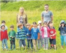  ?? FOTO: PRIVAT ?? Die Kinder vom Kinderhaus Mengen besuchen die Blumenwies­e und entdecken dabei zahlreiche Insekten.