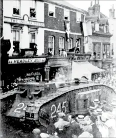  ??  ?? The tank crawls up the Lower High Street in 1919