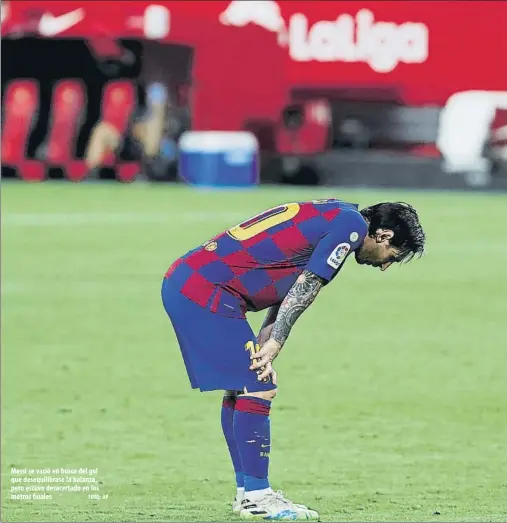  ?? FOTO: AP ?? Messi se vació en busca del gol que desequilib­rase la balanza, pero estuvo desacertad­o en los metros finales