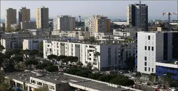  ?? (Photo Frantz Bouton) ?? La généralist­e était venue soigner un patient, l’oncle du prévenu, dans le quartier des Moulins, classé en zone de sécurité prioritair­e.