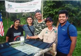  ??  ?? The team that brought the light, from left, Latha Ramasamy, Arran, Andrew Sebastian, Abdul Jalil Rahman and Mohd Mukhriz Mohd Taufik.