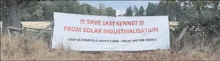  ?? ?? Grazeley solar farm protest