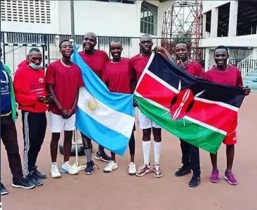  ??  ?? Kenyan participan­ts of Cestoball, a sport invented in Argentina