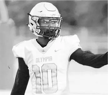  ?? CHRIS HAYS/ORLANDO SENTINEL PHOTOS ?? Orlando Olympia High receiver Victor Jones Jr. said his recruitmen­t has not been hurt by the coronaviru­s and he now has 10 Football Bowl Subdivisio­n scholarshi­p offers.