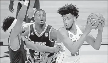  ?? AP/GENE J. PUSKAR ?? Duke freshman Marvin Bagley III (right) is averaging 22.0 points in two NCAA Tournament games for the Blue Devils. Bagley and the Blue Devils face Syracuse in the Midwest Region semifinals Friday in Omaha, Neb.