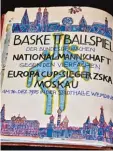  ??  ?? Oben Wemding, unten Moskau – eine Seite aus dem Jahr 1975.