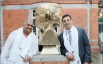  ??  ?? Satish Dhupelia, left, great-grandson of Mahatma Gandhi, and AB Moosa, whose forefather Dada Abdulla brought Gandhi to South Africa on a legal matter in 1893, with the newly unveiled two-sided bust of the world peace icon.