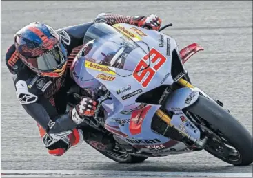  ?? ?? Marc Márquez, en Portimao con una Ducati V4 R pintada con los colores del equipo Gresini.