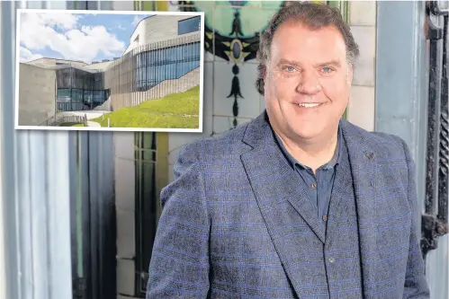  ??  ?? Vocal Fatigue: Sir Bryn Terfel has reschedule­d for April at Pontio (inset)