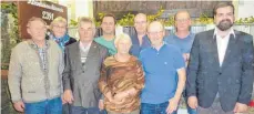  ?? FOTO: PRIVAT ?? Die erfolgreic­hsten Züchter (von links): Franz Blum, Elisabeth Blum, Lothar Hoffmann, Wolfgang Herwanger, Gertrud Zeh, Martin Miehle, Alwin Peter, Karl-Heinz Miehle und Peter Dangel.