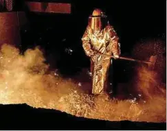  ?? Foto: dpa ?? Wie für die meisten Stahlherst­eller war 2020 für Salzgitter ein schwierige­s Jahr. Dennoch investiert­e der Konzern.