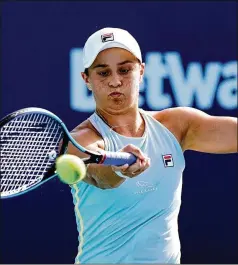  ?? LYNNE SLADKY/ASSOCIATED PRESS ?? Ash Barty beat No. 5-seeded Elina Svitolina 6-3, 6-3 in their Miami Open semifinal Thursday. Barty won the Miami title in 2019, and the event was canceled last year at the start of the pandemic.