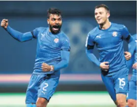  ??  ?? Soudani je jučer igrao za Dinamo, a Hodžić zabio Šahtaru za pobjedu