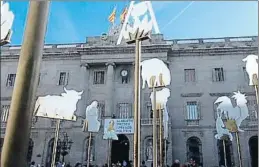  ?? MARTÍ PAOLA ?? El pesebre. El belén de la plaza Sant Jaume de Barcelona acostumbra a despertar cada año tanta expectació­n como polémica