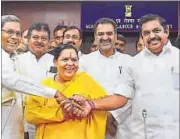  ?? PTI PHOTO ?? Union minister for water resources Uma Bharti with Karnataka CM Siddaramai­ah (extreme left) in New Delhi on Thursday.