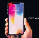  ??  ?? > Apple Senior Vice President of Worldwide Marketing Phil Schiller introduces the new iPhone X