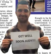  ??  ?? best wishes: Rugby player Rob Kearney supports Judith