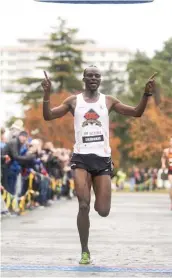  ?? PHOTO COURTOISIE UNIVERSITÉ DE VICTORIA ?? Yves Sikawubo a été couronné à l’épreuve individuel­le. Un exploit qu’il répète pour la 2e année de suite.