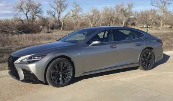  ?? ?? A nice, lengthy Lexus LS luxury sedan for 2023. (Bud Wells photo)