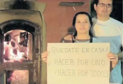  ??  ?? #Quedateenc­asa. En San Antonio de Areco difundiero­n un video para concientiz­ar y difundir la colecta.