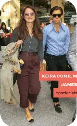  ??  ?? KEIRA CON IL MARITO JAMES RIGHTON (35), tastierist­a dei Klaksons