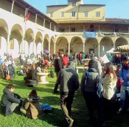  ??  ?? Nel centro studentesc­o, da 4 anni, venivano organizzat­i spettacoli teatrali e il Festival di letteratur­a