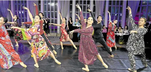  ?? ?? Ballet Philippine­s perform wearing pieces from the FW22 collection