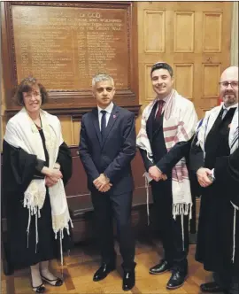  ??  ?? Rabbi Mitchell (second from right) with London Mayor Sadiq Khan