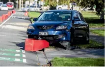  ?? DAVID UNWIN/STUFF ?? The planter box barrier on Pioneer Highway is continuing to cause problems for motorists. This vehicle crashed into one yesterday morning.