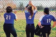  ?? Lou Bunosso ?? The Fairfield Ludlowe softball team practices ahead of its 2021 season opener.