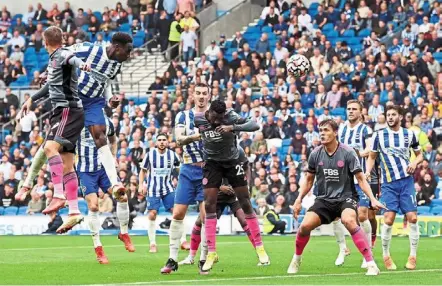  ?? — AFP ?? Beck on target: danny Welbeck (second from left) scoring brighton’s second goal against Leicester.