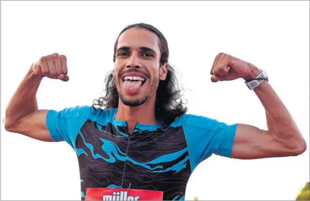  ??  ?? Mohamed Katir, murciano de 23 años, celebra su victoria en los 3.000 metros de la Diamond League de Gateshead, donde hizo récord de España (7:27.64).