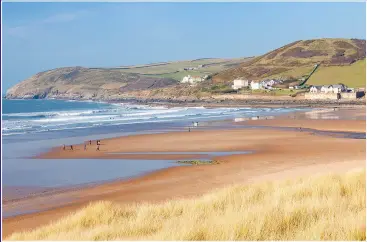  ?? ?? ALL CLEAR: Beauty spots like Croyde Beach, Devon, boast clean bathing water