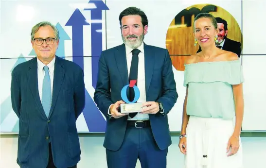  ?? ?? Mario Del Campo, CEO de Merchanser­vis, fue premiado por su labor en el sector del Marketing Operaciona­l.