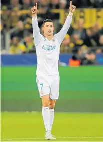  ??  ?? Ronaldo. Le gana a Leo por uno: suma cuatro años.