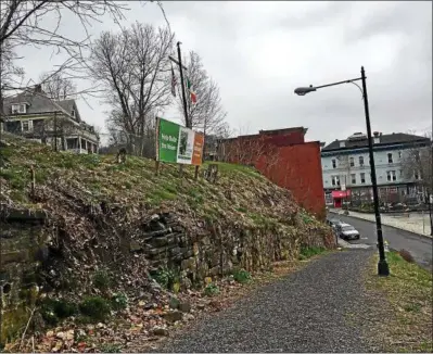  ?? TANIA BARRICKLO — DAILY FREEMAN ?? The Irish Cultural Center is to be built on land at the top of Company Hill Path, overlookin­g the Rondout Creek in Downtown Kingston, N.Y. This photo shows the site on Tuesday.