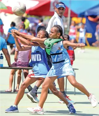  ?? Ronald Kumar ?? Kaji Netball competitio­n Under 10 action between Wainikeli and Suva at National Netball Centre on August 14, 2019.Photo: